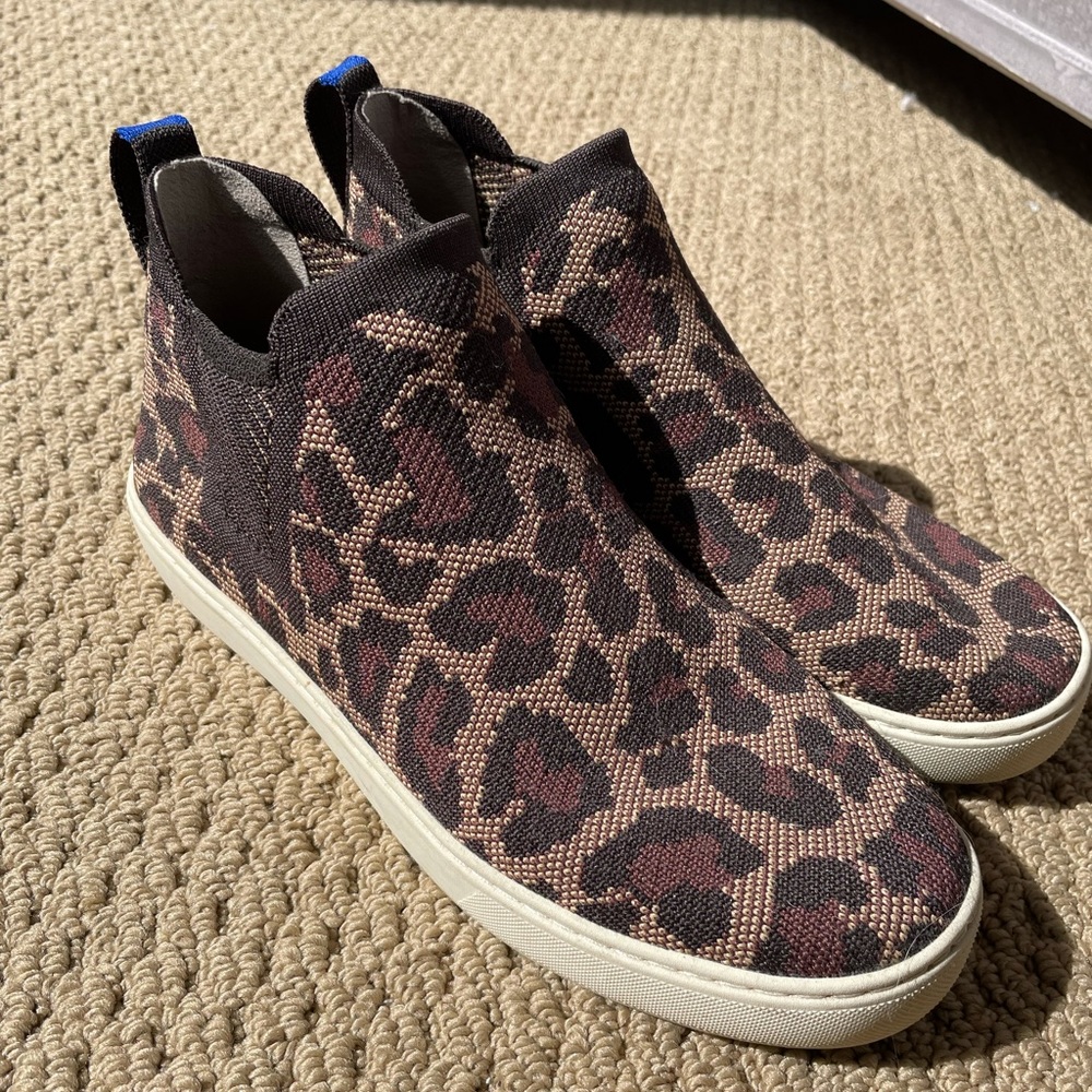 Rothy’s “The Chelsea” in Wildcat print